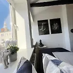 Luxury - Free Private Parking Апартаменты