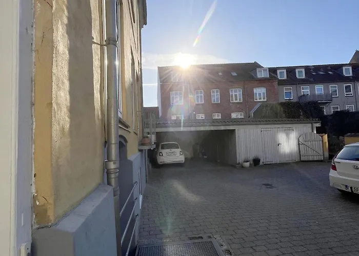 Luxury - Free Private Parking *