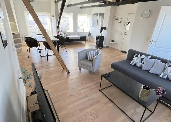 Luxury - Free Private Parking * Randers